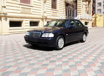 Mercedes C 200