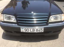 Mercedes C 240