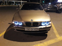 BMW 528