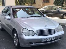Mercedes C 240
