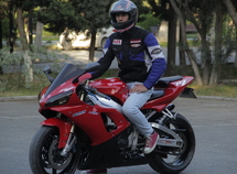 Yamaha YZF-R1