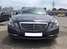 Mercedes E 220