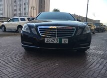 Mercedes E 220