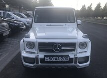 Mercedes G 320