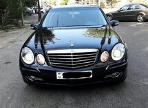 Mercedes E 220