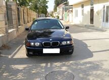 BMW 528