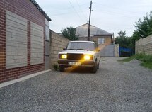 LADA (VAZ) 2107