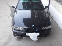 BMW 528
