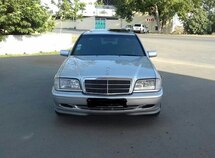 Mercedes C 180