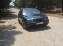 BMW 528