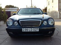 Mercedes E 240