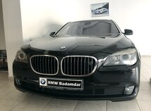 BMW 750