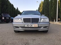 Mercedes C 180