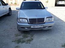 Mercedes C 180