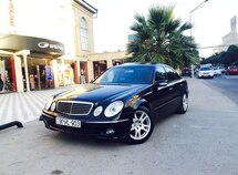 Mercedes E 320