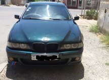 BMW 523