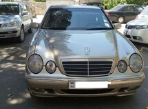 Mercedes E 240