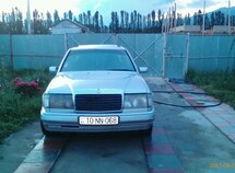 Mercedes E 300