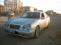Mercedes E 300