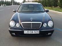 Mercedes E 200