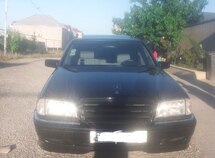 Mercedes C 180