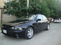 BMW 528