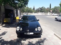 Mercedes E 270