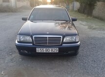 Mercedes C 180