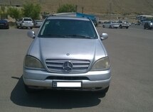 Mercedes ML 320