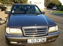 Mercedes C 240