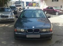 BMW 528