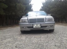 Mercedes C 200