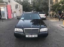 Mercedes C 200