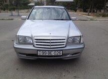 Mercedes C 240