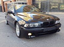 BMW 528