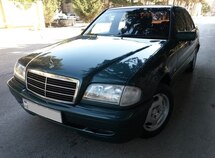 Mercedes C 180