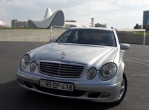 Mercedes E 220