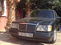 Mercedes E 220