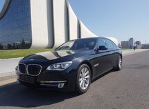 BMW 740