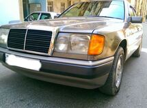 Mercedes E 200