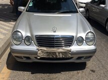 Mercedes E 220