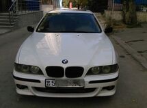 BMW 528