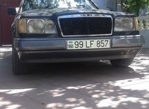 Mercedes E 220