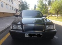 Mercedes C 180