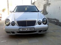 Mercedes E 240