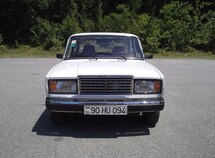 LADA (VAZ) 2107
