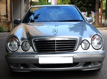 Mercedes E 280