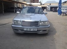 Mercedes C 180