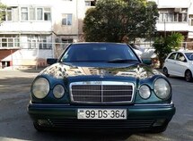 Mercedes E 220