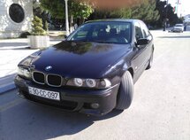 BMW 528